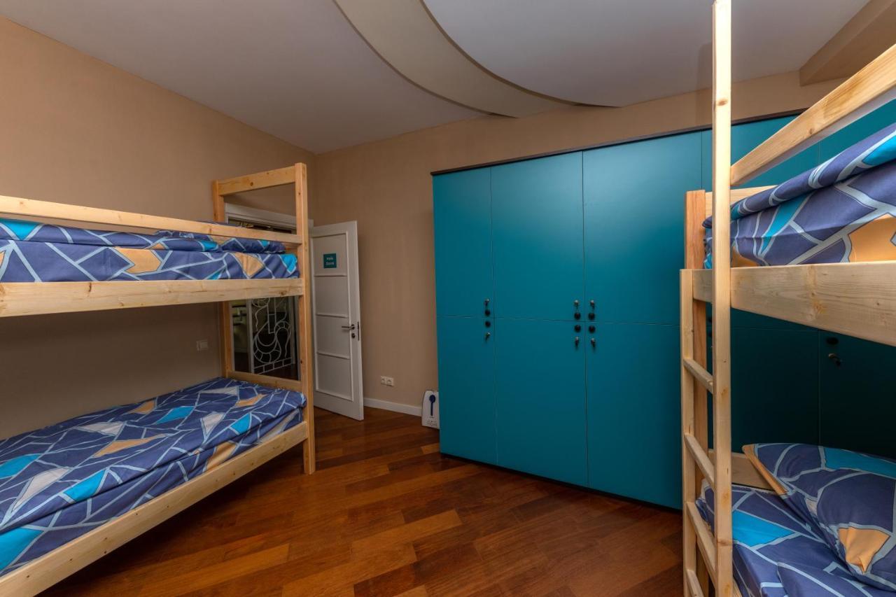 Wanderlust boutique hostel Almaty Extérieur photo