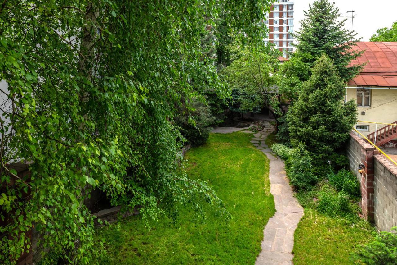 Wanderlust boutique hostel Almaty Extérieur photo