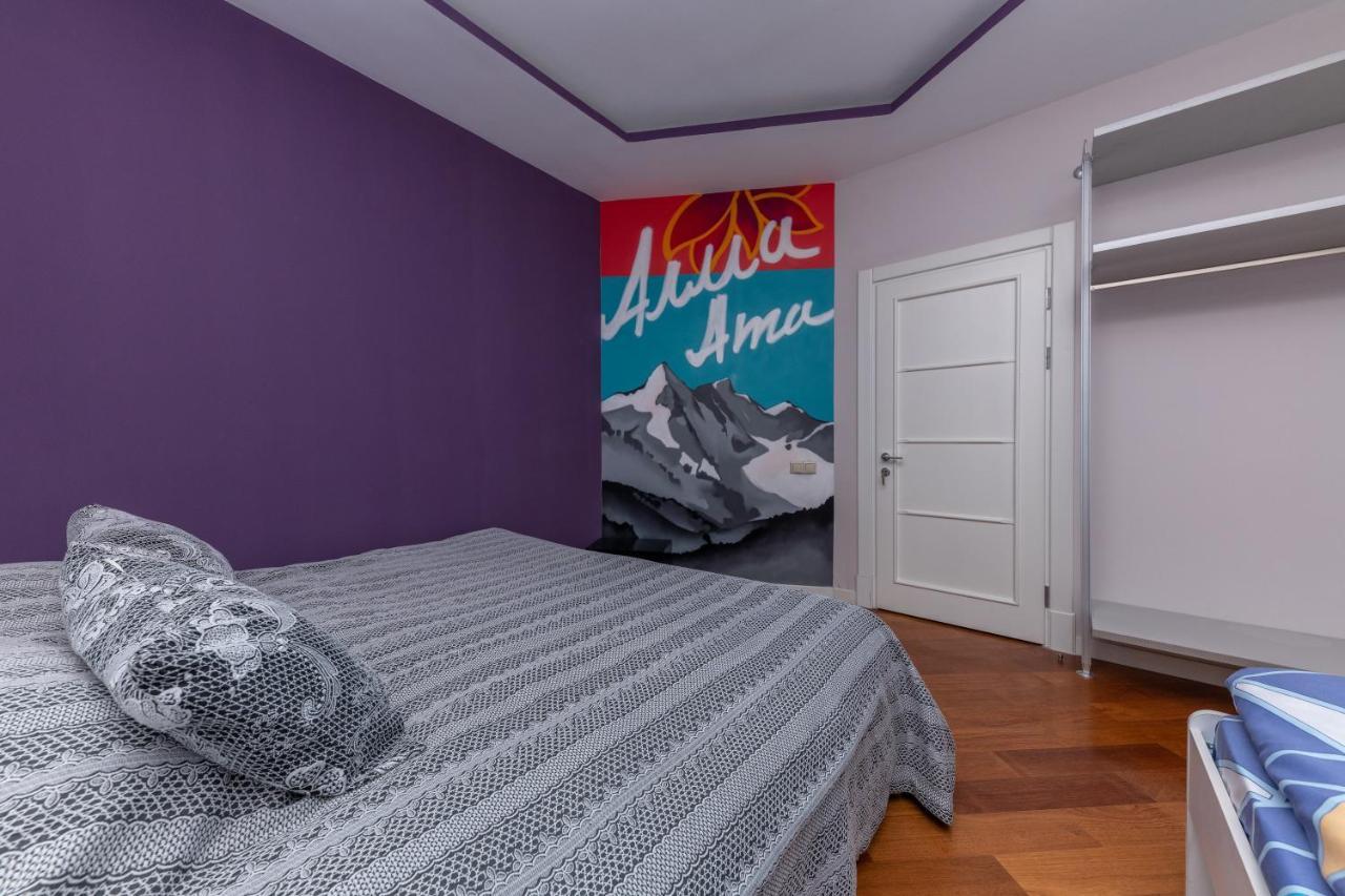 Wanderlust boutique hostel Almaty Extérieur photo